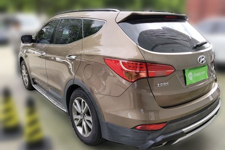 Used Hyundai Santa Fe 2013 2.4L Automatic 4x4 Prestige Edition Rear Left 45 Deg