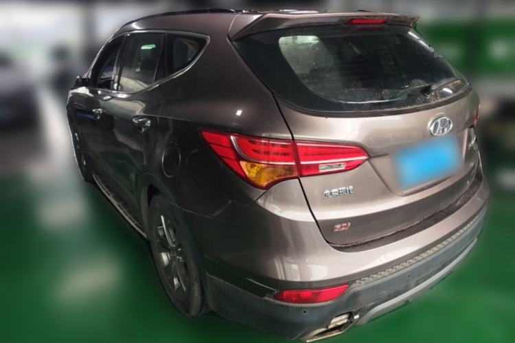 Used Hyundai Santa Fe 2013 2.4L Automatic Two-Wheel Drive Smart Version Rear Left 45 Deg