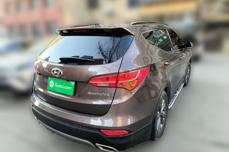 Used Hyundai Santa Fe 2013 2.4L Automatic 2WD Comfort Edition Rear Right 45 Deg