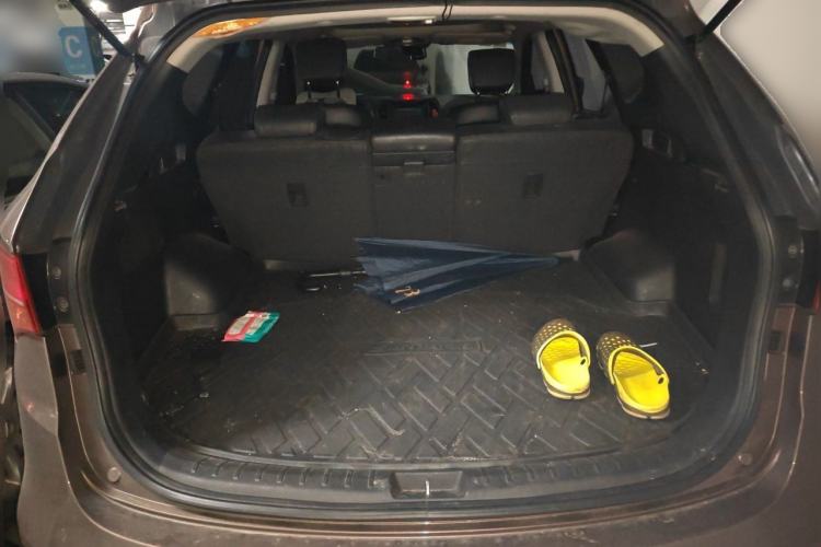 Used Hyundai Santa Fe 2013 Revised Version 2.4L Automatic All-Wheel Drive Smart Type Trunk