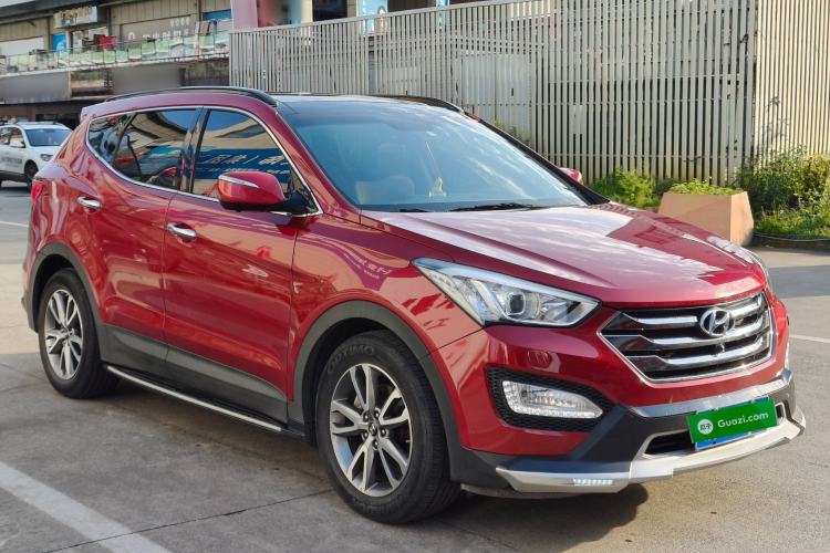 Used Hyundai Santa Fe 2013 2.0T Automatic All-Wheel Drive Prestige Version Exterior 2