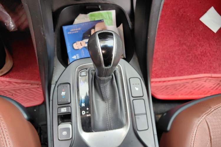 Used Hyundai Santa Fe 2013 2.0T Automatic All-Wheel Drive Prestige Version Gear Lever