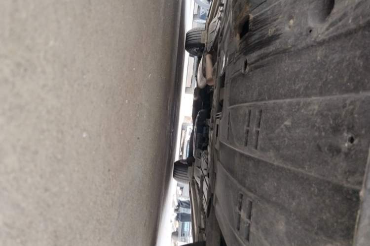 Used Hyundai Santa Fe 2013 2.4L Automatic Two-Wheel Drive Smart Version Chassis Front