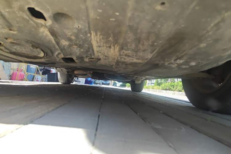 Used Hyundai Santa Fe 2013 2.4L Automatic Two-Wheel Drive Smart Version Chassis Front