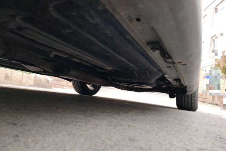Used Hyundai Santa Fe 2013 2.0T Automatic All-Wheel Drive Top Trim Chassis Front Left