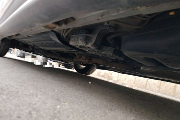 Used Hyundai Santa Fe 2013 2.0T Automatic All-Wheel Drive Top Trim Chassis Rear Left