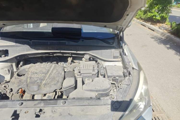 Used Hyundai Santa Fe 2013 2.4L Automatic Two-Wheel Drive Smart Version Engine Bay Left