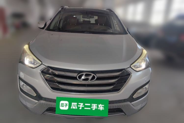 Used Hyundai Santa Fe 2013 2.4L Automatic 4x4 Prestige Edition Exterior 1