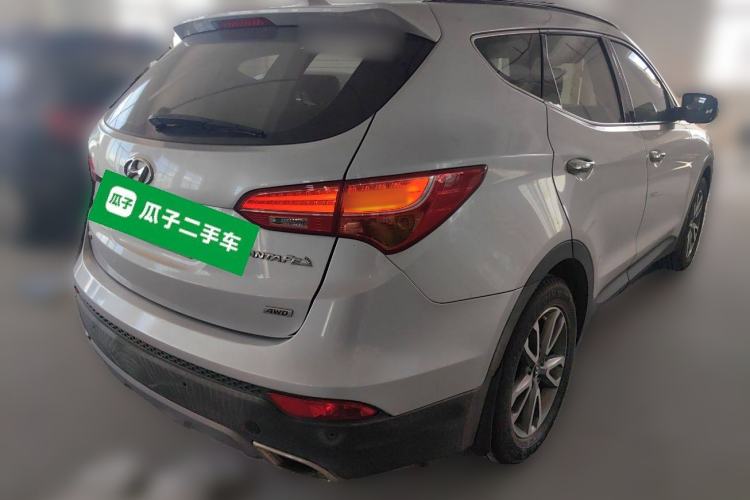 Used Hyundai Santa Fe 2013 2.4L Automatic 4x4 Prestige Edition Exterior 5