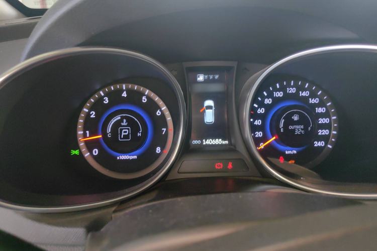Used Hyundai Santa Fe 2013 2.4L Automatic 4x4 Prestige Edition Instrument Cluster