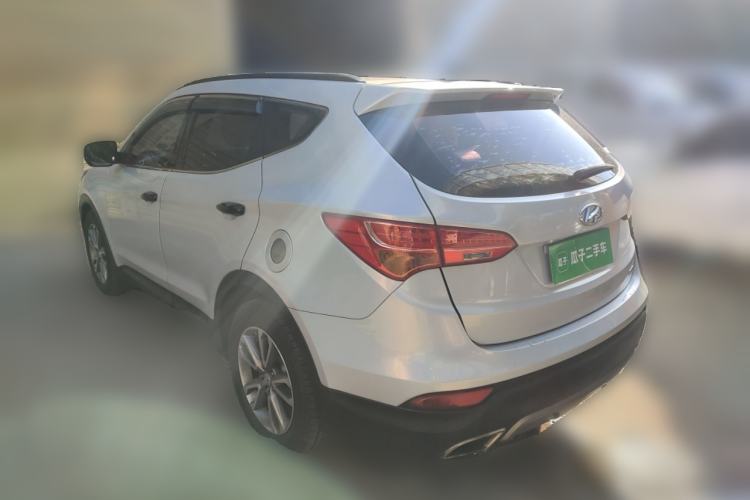 Used Hyundai Santa Fe 2013 2.0T Automatic All-Wheel Drive Prestige Version Rear Left 45 Deg