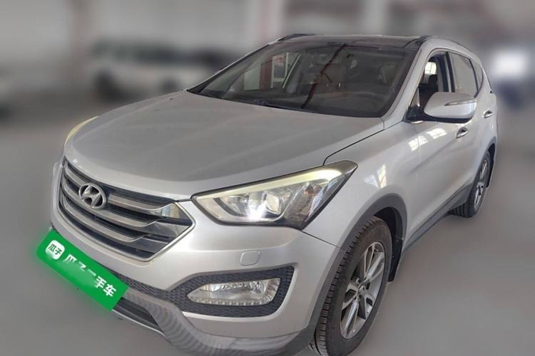 Used Hyundai Santa Fe 2013 2.4L Automatic 4x4 Prestige Edition Right Front Seat