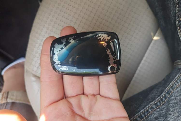 Used Hyundai Santa Fe 2013 2.4L Automatic Two-Wheel Drive Smart Version Vehicle Key
