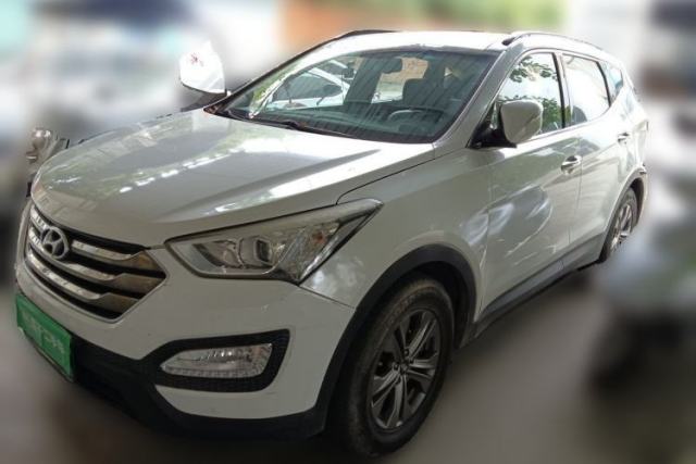 Used Hyundai Santa Fe 2013 2.4L Automatic Two-Wheel Drive Smart Version