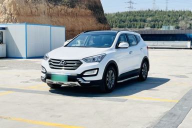 Used Hyundai Santa Fe 2013 2.4L Automatic Two-Wheel Drive Smart Version