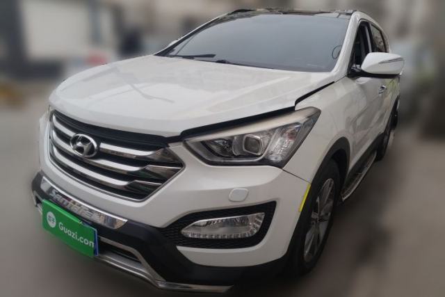Used Hyundai Santa Fe 2013 2.4L Automatic 4x4 Prestige Edition