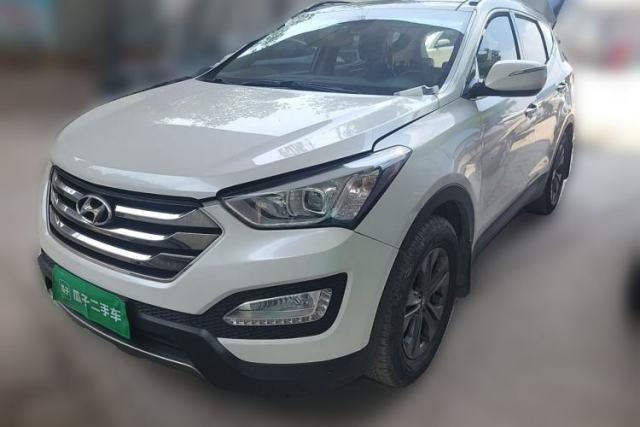 Used Hyundai Santa Fe 2013 2.4L Automatic Two-Wheel Drive Smart Version