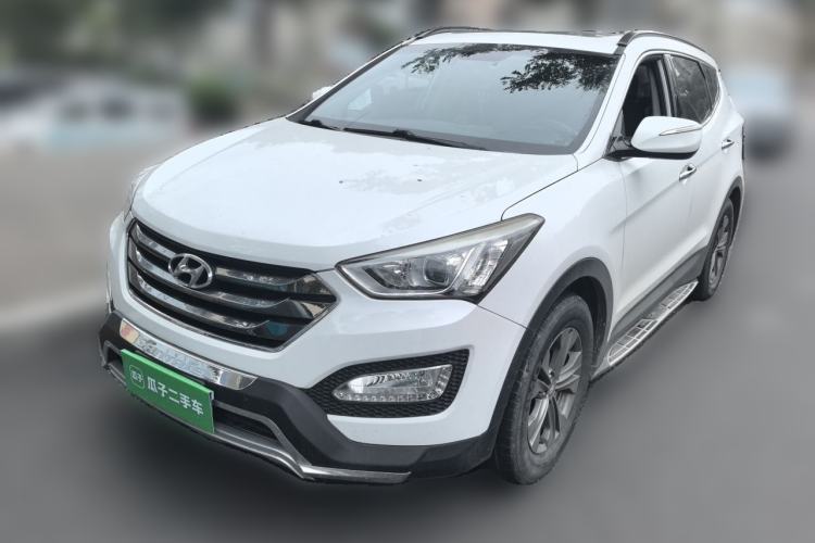 Used Hyundai Santa Fe 2013 2.4L Automatic 4x4 Smart Version Guazi used car, China used car export, Used car for sale, Used  cars, Cheapest cars for sale