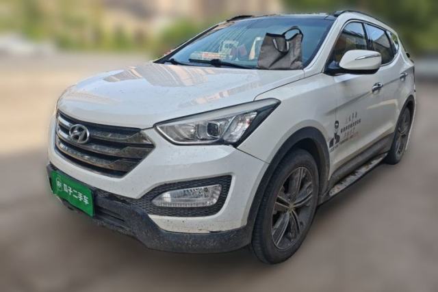 Used Hyundai Santa Fe 2013 2.4L Automatic Two-Wheel Drive Smart Version