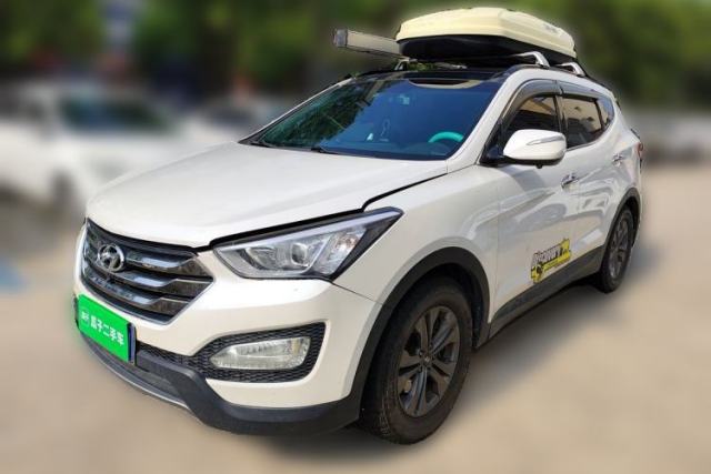 Used Hyundai Santa Fe 2013 2.4L Automatic Two-Wheel Drive Smart Version