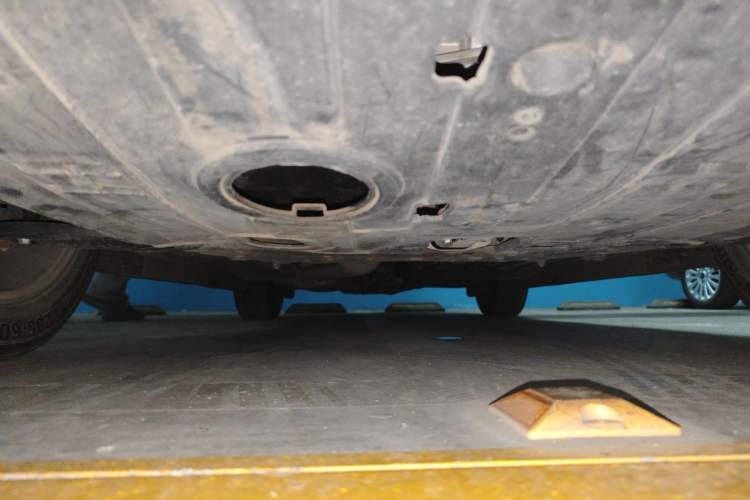 Used Hyundai Santa Fe 2013 2.0T Automatic All-Wheel Drive Top Trim Chassis Front