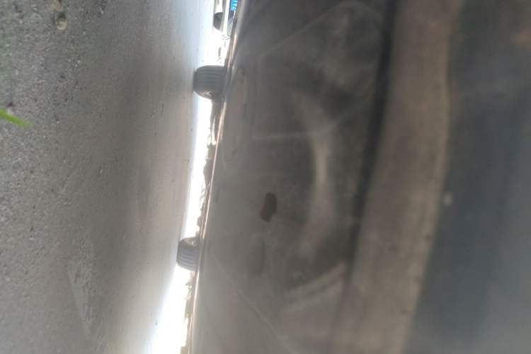 Used Hyundai Santa Fe 2013 2.4L Automatic Two-Wheel Drive Smart Version Chassis Front