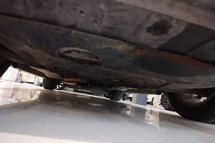Used Hyundai Santa Fe 2013 2.0T Automatic All-Wheel Drive Prestige Version Chassis Front