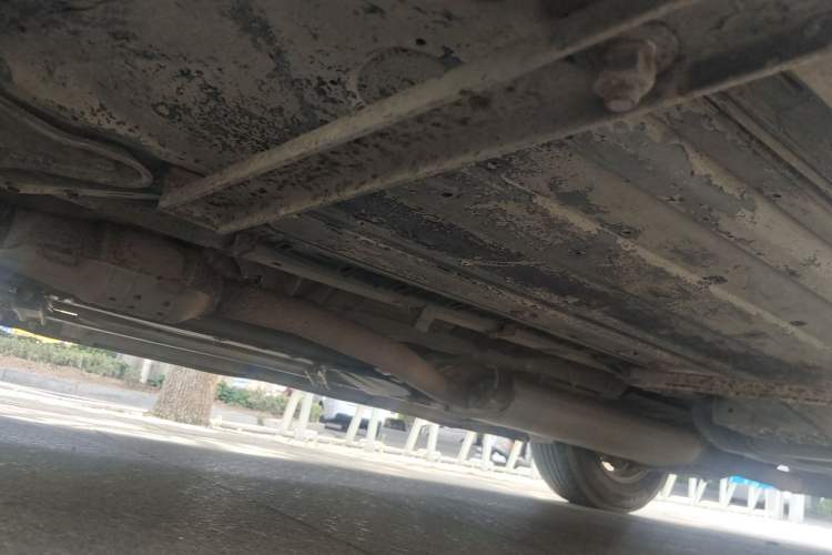 Used Hyundai Santa Fe 2013 2.4L Automatic Two-Wheel Drive Smart Version Chassis Front Left