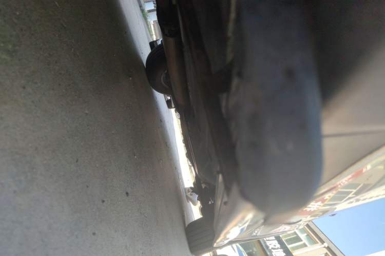 Used Hyundai Santa Fe 2013 2.4L Automatic Two-Wheel Drive Smart Version Chassis Front Left