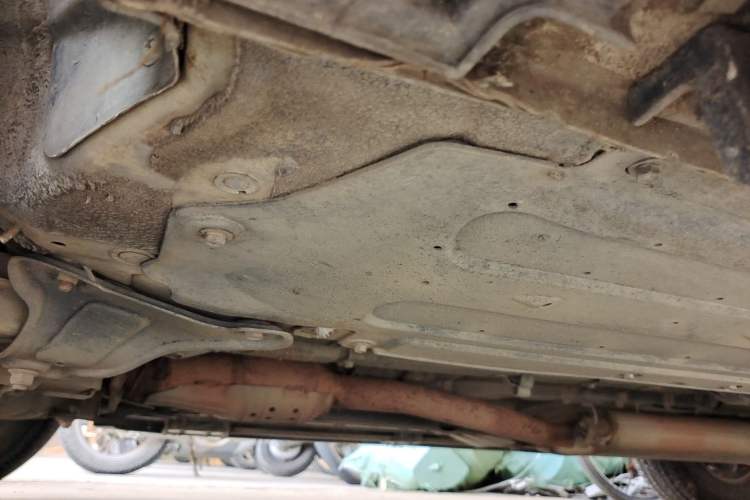Used Hyundai Santa Fe 2013 2.4L Automatic Two-Wheel Drive Smart Version Chassis Front Left