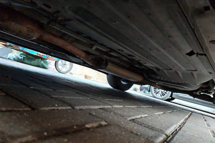 Used Hyundai Santa Fe 2013 2.4L Automatic Two-Wheel Drive Smart Version Chassis Front Left