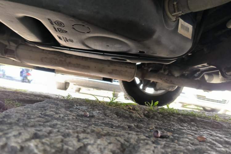 Used Hyundai Santa Fe 2013 2.4L Automatic Two-Wheel Drive Smart Version Chassis Front Left