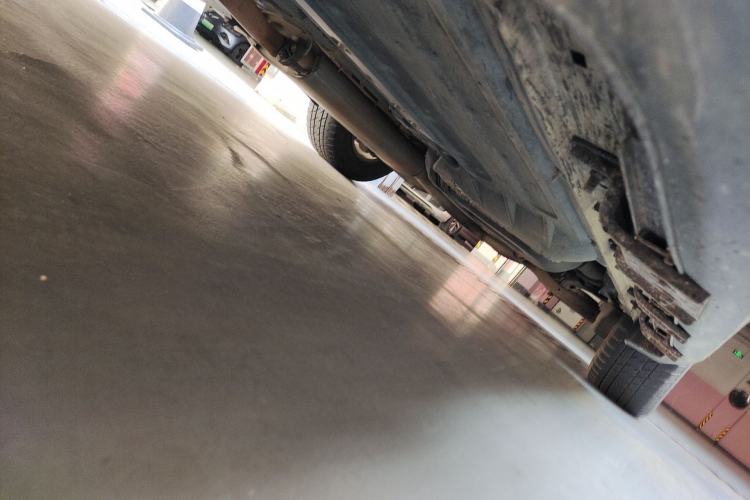 Used Hyundai Santa Fe 2013 2.4L Automatic 2WD Comfort Edition Chassis Front Left