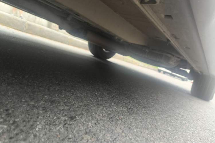 Used Hyundai Santa Fe 2013 2.4L Automatic Two-Wheel Drive Smart Version Chassis Front Left