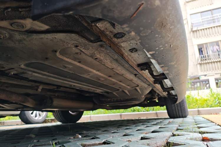 Used Hyundai Santa Fe 2013 2.4L Automatic 2WD Comfort Edition Chassis Front Left