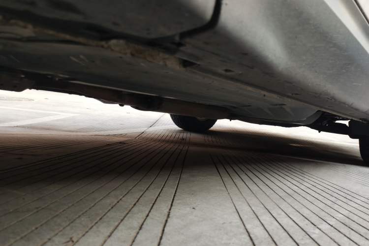 Used Hyundai Santa Fe 2013 2.4L Automatic Two-Wheel Drive Smart Version Chassis Front Left