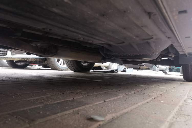 Used Hyundai Santa Fe 2013 2.4L Automatic Two-Wheel Drive Smart Version Chassis Front Left