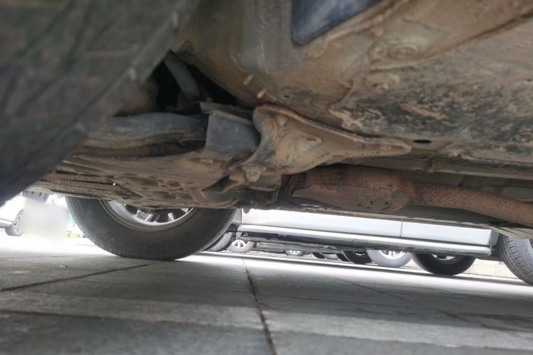 Used Hyundai Santa Fe 2013 2.4L Automatic Two-Wheel Drive Smart Version Chassis Front Left