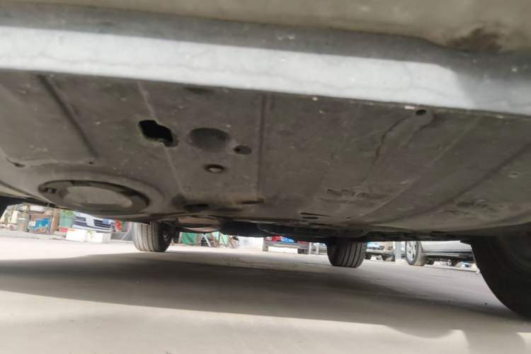 Used Hyundai Santa Fe 2013 2.4L Automatic Two-Wheel Drive Smart Version Chassis Front