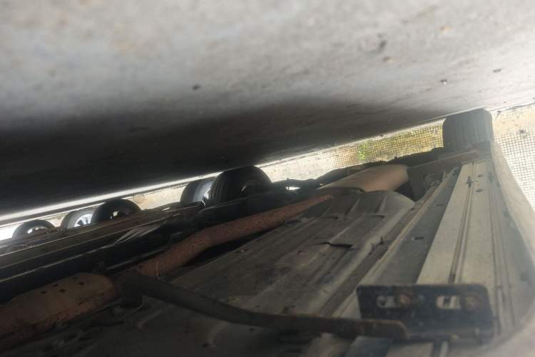 Used Hyundai Santa Fe 2013 2.4L Automatic Two-Wheel Drive Smart Version Chassis Front Right