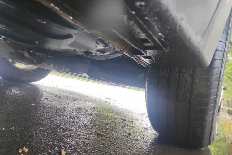 Used Hyundai Santa Fe 2013 2.4L Automatic Two-Wheel Drive Smart Version Chassis Front Right