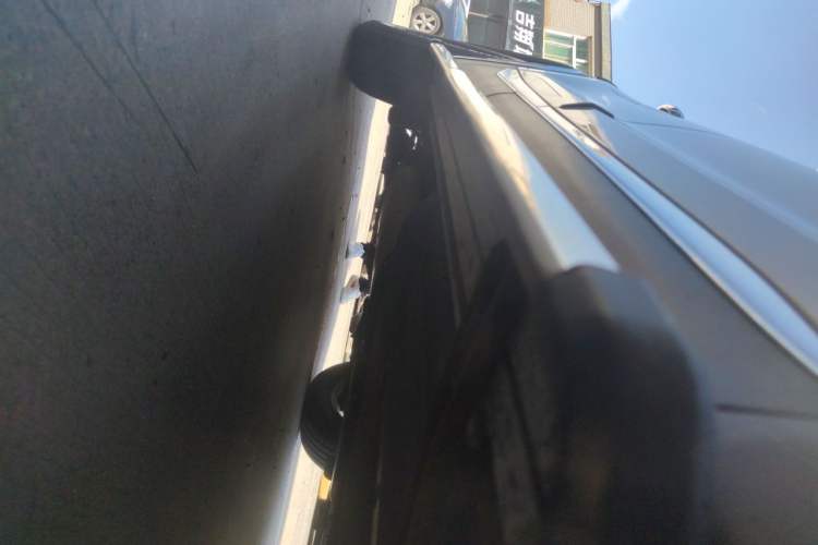 Used Hyundai Santa Fe 2013 2.4L Automatic Two-Wheel Drive Smart Version Chassis Front Right