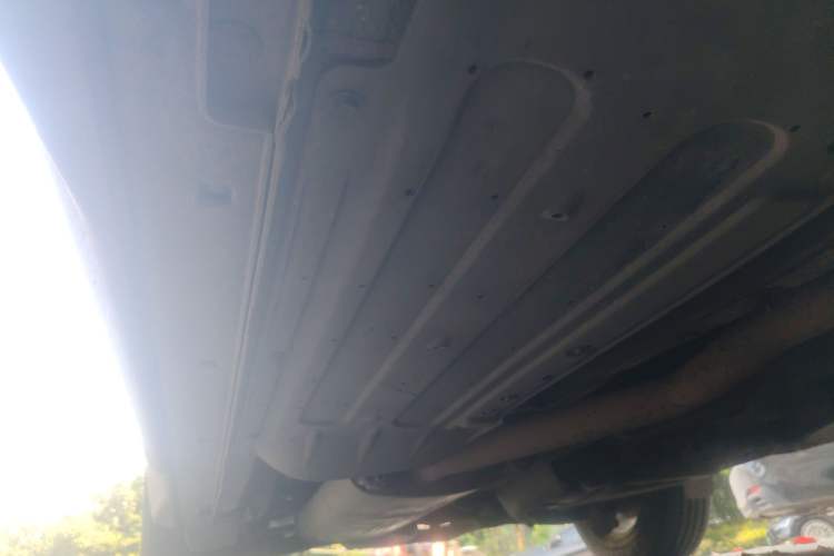 Used Hyundai Santa Fe 2013 2.4L Automatic 4x4 Smart Version Chassis Front Right