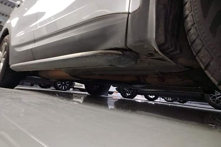 Used Hyundai Santa Fe 2013 2.0T Automatic All-Wheel Drive Prestige Version Chassis Front Right