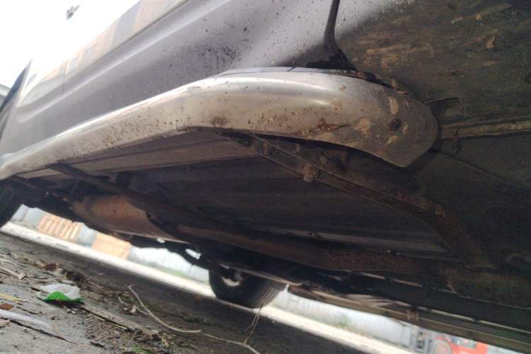 Used Hyundai Santa Fe 2013 2.4L Automatic Two-Wheel Drive Smart Version Chassis Front Right