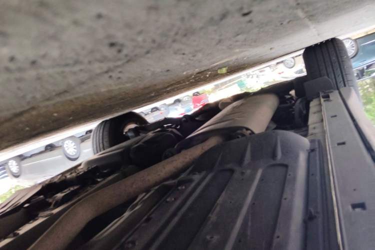 Used Hyundai Santa Fe 2013 2.4L Automatic Two-Wheel Drive Smart Version Chassis Front Right