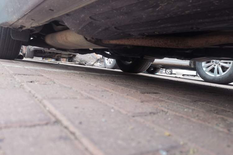 Used Hyundai Santa Fe 2013 2.4L Automatic Two-Wheel Drive Smart Version Chassis Front Right