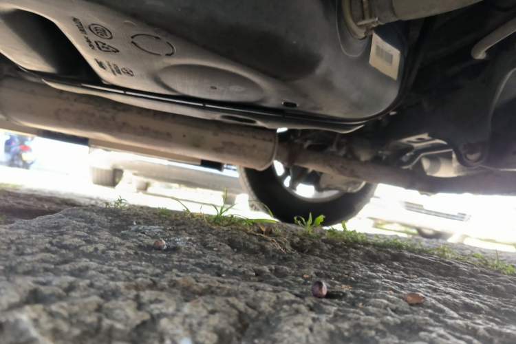 Used Hyundai Santa Fe 2013 2.4L Automatic Two-Wheel Drive Smart Version Chassis Rear