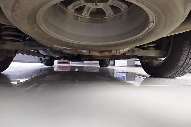 Used Hyundai Santa Fe 2013 2.0T Automatic All-Wheel Drive Prestige Version Chassis Rear