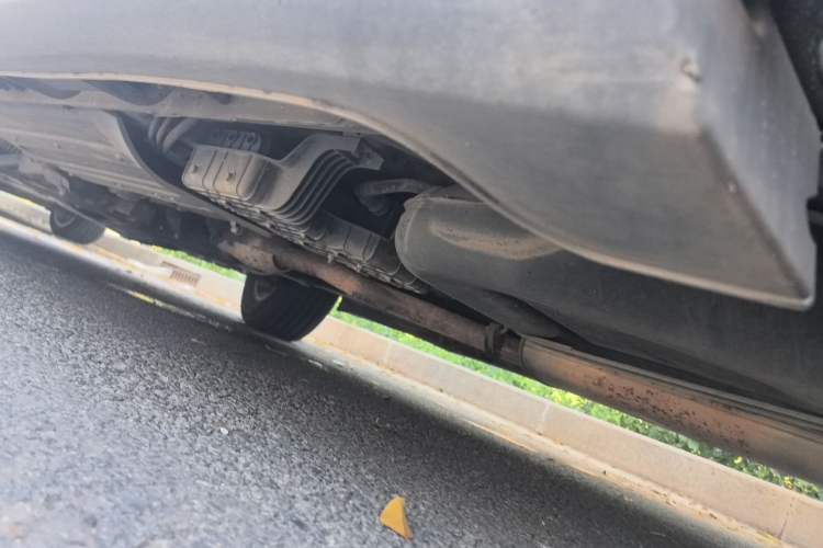 Used Hyundai Santa Fe 2013 2.4L Automatic Two-Wheel Drive Smart Version Chassis Rear Left